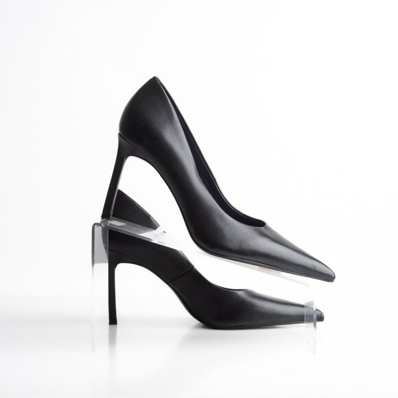 Massimo Dutti Studio Womens Heels Pumps Court Black Leather Pointed US 9 EU 40 - Picture 7 of 8